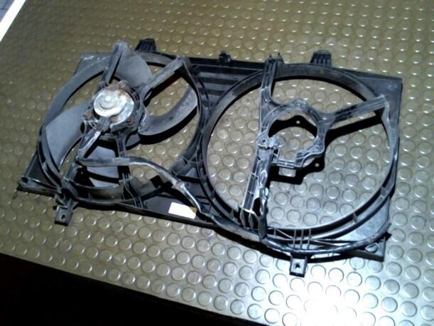 Foto: ELEKTROLÜFTER eines Nissan Almera 1.5 Club