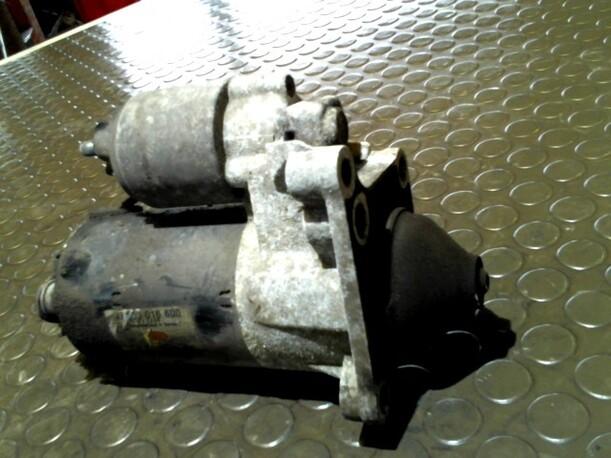 Foto: ANLASSER / STARTER BOSCH eines Renault Twingo 1.3 Club