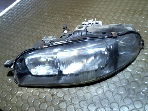 Foto: SCHEINWERFER LINKS eines Fiat Bravo 1.6 16V Club