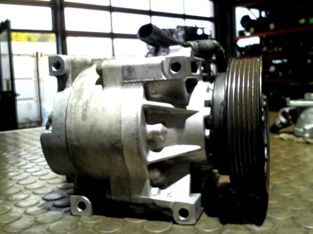 Foto: KOMPRESSOR KLIMAANLAGE eines Fiat Punto 1.9 JTD Club