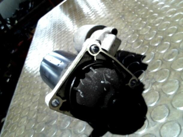Foto: ANLASSER / STARTER BOSCH eines Fiat Punto 1.9 JTD Club