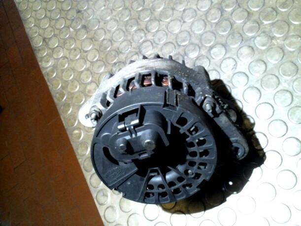 Foto: LICHTMASCHINE eines Fiat Punto 1.9 JTD Club
