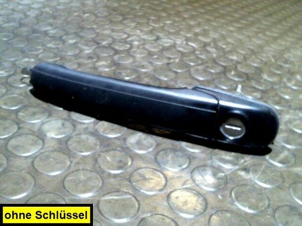 Foto: TÜRAUSSENGRIFF LINKS eines VW Polo 60 Servo Club