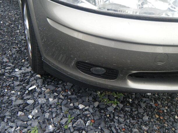 Foto: STOßFÄNGER / STOßSTANGE VORNE eines Opel Vectra 1.6 Club