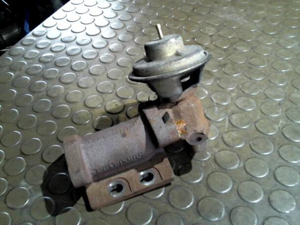 Foto: ABGASRÜCKFÜHRUNGSVENTIL eines Fiat Ducato 10 JTD 230.136.1