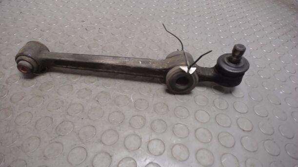 Foto: QUERLENKER VORN LINKS eines Mazda 121 16V Canvas Top Club