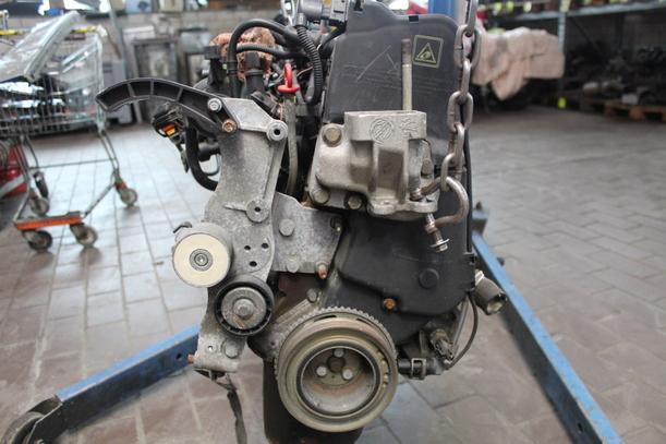 Foto: MOTOR 188A4000 eines Fiat Punto 1.2 Club