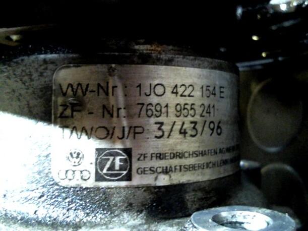 Foto: PUMPE SERVOLENKUNG eines Audi A3 1.6 Club