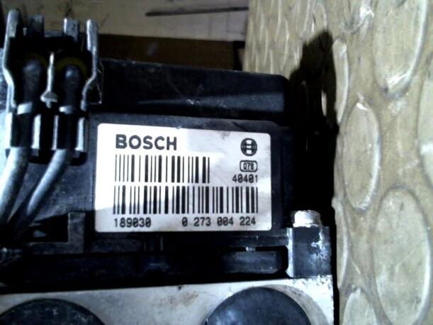 Foto: HAUPTBREMSAGGREGAT ABS eines Volvo V40 1.9 D Club