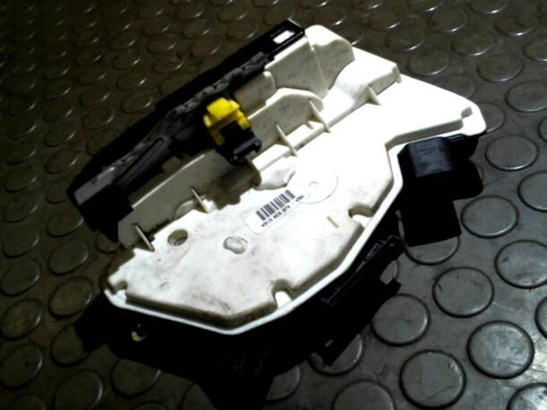 Foto: SCHLOSS HINTEN RECHTS eines Seat Ibiza 1.2 12V
