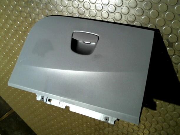 Foto: HANDSCHUHFACH eines Seat Ibiza 1.2 12V