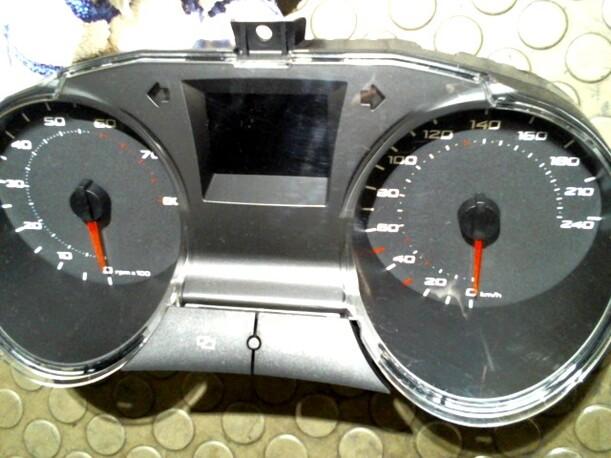 Foto: TACHOEINHEIT eines Seat Ibiza 1.2 12V