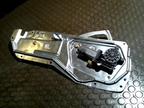 Foto: FENSTERHEBER ELEKTRISCH HINTEN LINKS eines Volvo V70 2.5 D