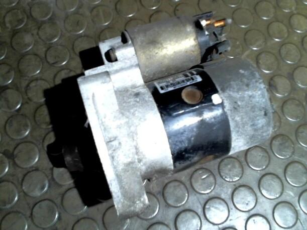 Foto: ANLASSER / STARTER eines Citroen Saxo 1.1