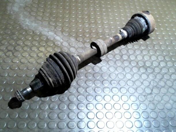 Foto: ANTRIEBSWELLE LINKS eines Seat Leon 1.8 20V