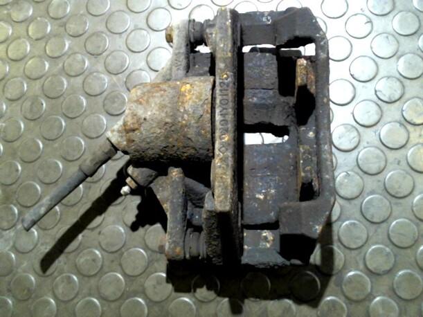 Foto: BREMSSATTEL VORN LINKS eines Ford Mondeo 2.0 Turnier TDCi