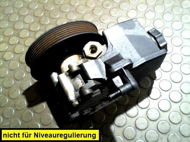 Foto: PUMPE SERVOLENKUNG eines Mercedes-Benz E 220 D