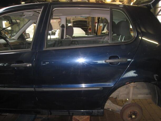 Foto: TÜR HINTEN LINKS eines VW Polo 60