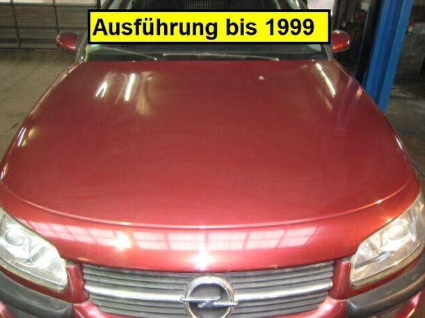 Foto: MOTORHAUBE eines Opel Omega Caravan 2.5 V6