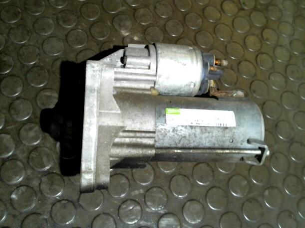 Foto: ANLASSER / STARTER VALEO eines Citroen C2 1.1