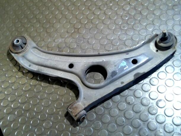 Foto: QUERLENKER VORN LINKS eines Hyundai Getz 1.1