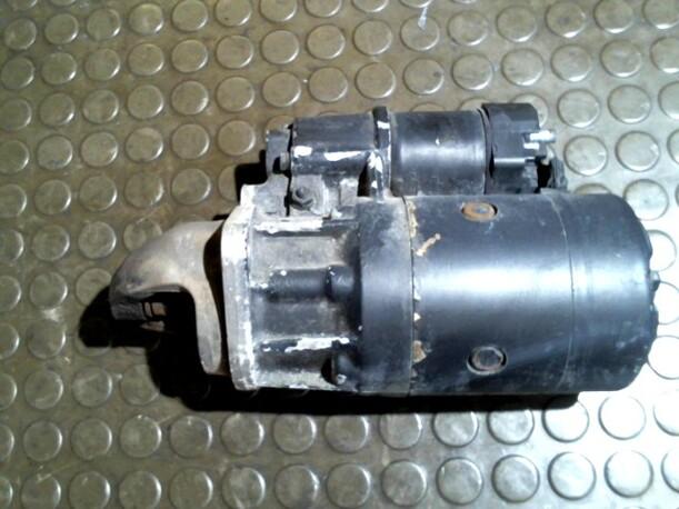 Foto: ANLASSER / STARTER eines Opel Omega 2.5 TD
