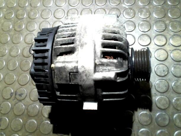 Foto: LICHTMASCHINE eines Opel Omega 2.5 TD