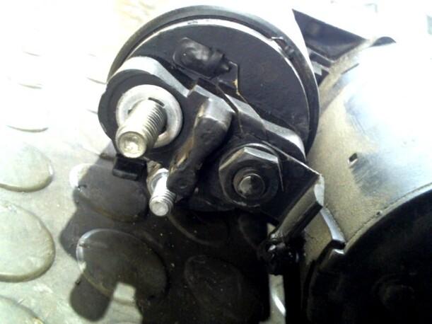 Foto: ANLASSER / STARTER BOSCH eines Opel Astra 2.0