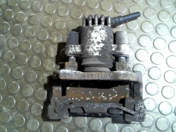 Foto: BREMSSATTEL HINTEN LINKS eines BMW 520i touring