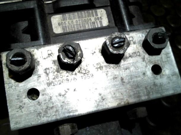 Foto: HAUPTBREMSAGGREGAT ABS eines Alfa Romeo 147 1.9 JTD