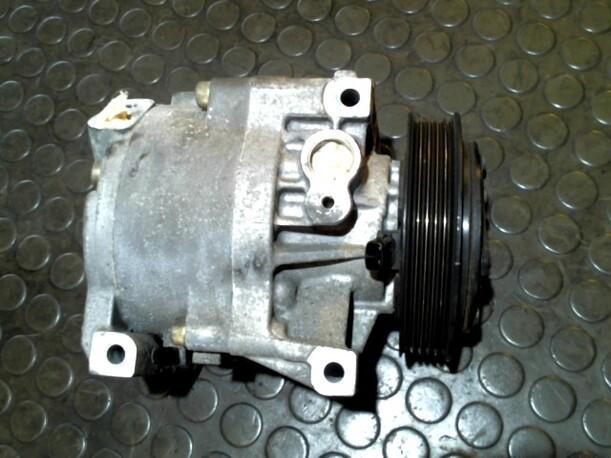 Foto: KOMPRESSOR KLIMAANLAGE eines Fiat Punto 1.2