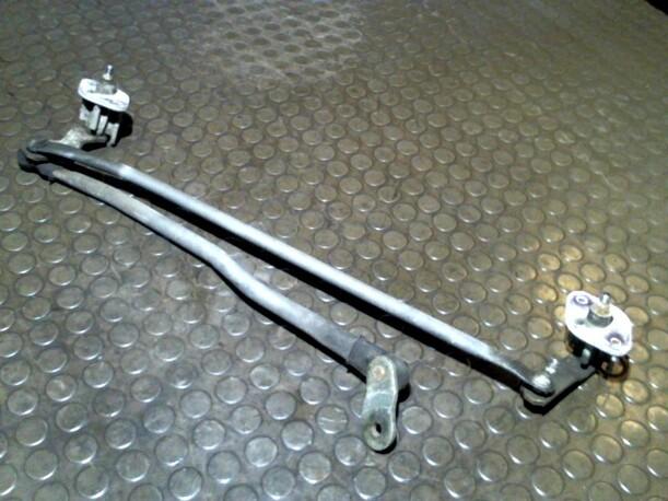 Foto: SCHEIBENWISCHERGESTÄNGE VORN eines Mazda Xedos 6 1.6i 16V