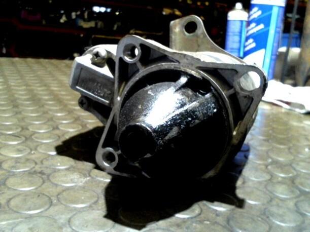 Foto: ANLASSER / STARTER eines Mazda Xedos 6 1.6i 16V