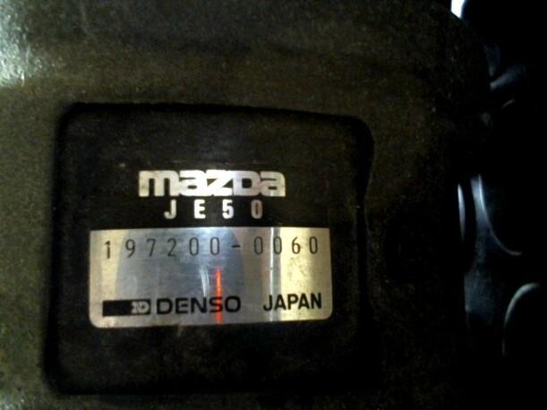 Foto: LUFTMENGENMESSER DENSO eines Mazda Xedos 6 1.6i 16V