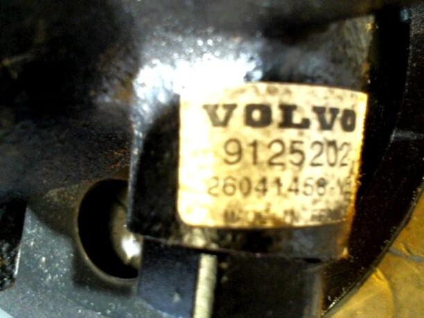 Foto: PUMPE SERVOLENKUNG eines Volvo V40 1.8