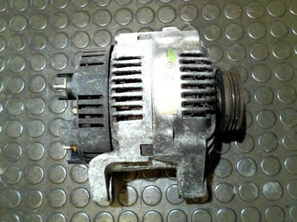 Foto: LICHTMASCHINE eines Renault Megane Classic 1.6e
