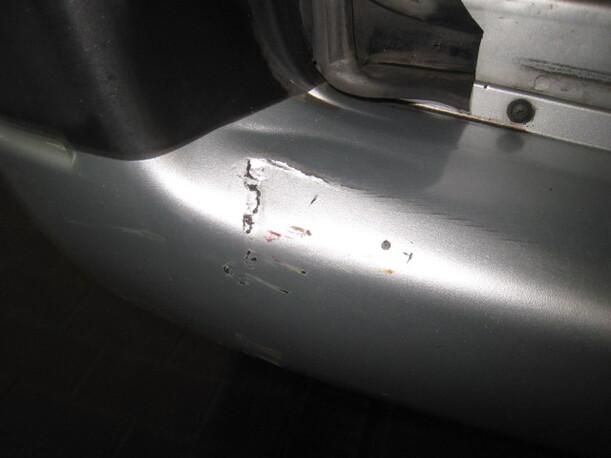 Foto: STOßSTANGE / STOSSFÄNGER HINTEN eines Citroen Berlingo Multispace 1.4i