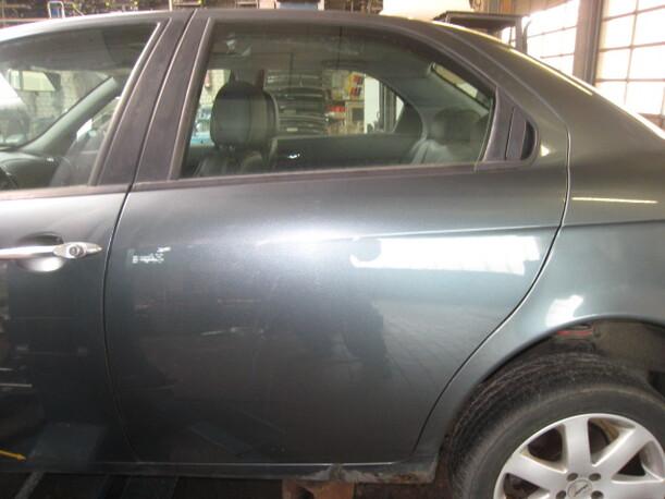 Foto: TÜR HINTEN LINKS eines Alfa Romeo 156 1.8 16V Twin Spark