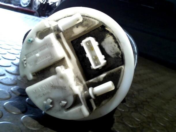 Foto: KRAFTSTOFFPUMPE eines Peugeot 306 Break