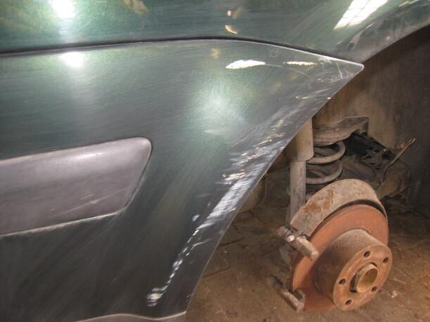 Foto: STOßSTANGE / STOSSFÄNGER HINTEN eines VW Passat 1.6