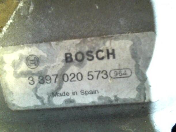 Foto: SCHEIBENWISCHERGESTÄNGE VORN eines Citroen Xsara Picasso 1.8i CD