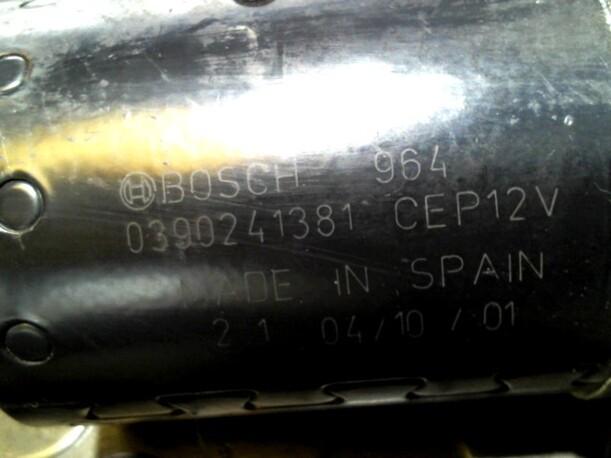 Foto: SCHEIBENWISCHERMOTOR VORN eines Citroen Xsara Picasso 1.8i CD