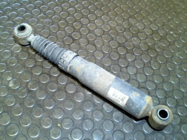 Foto: STOSSDÄMPFER HINTEN LINKS eines Citroen Xsara Picasso 1.8i CD