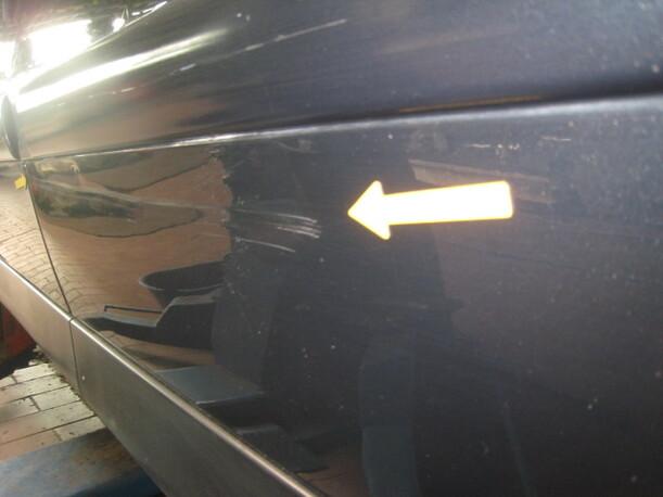 Foto: TÜR HINTEN LINKS eines Citroen C5 2.0