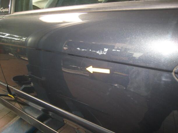Foto: TÜR HINTEN LINKS eines Citroen C5 2.0