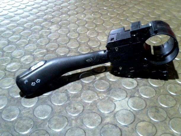 Foto: BLINKSCHALTER/KOMBISCHALTER eines Seat Leon 1.6 16V