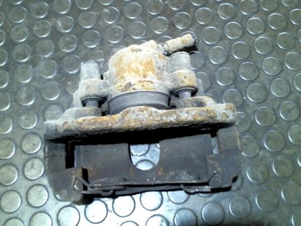 Foto: BREMSSATTEL VORN RECHTS eines Ford Ka CD