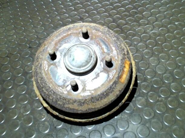 Foto: ACHSSCHENKEL HINTEN LINKS eines Ford Ka