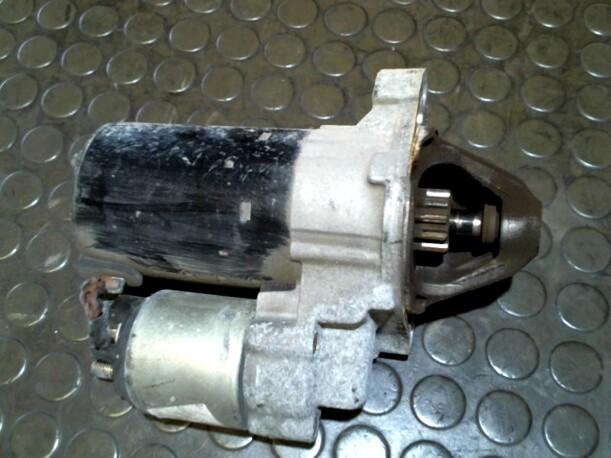 Foto: ANLASSER / STARTER  BOSCH eines Ford Ka CD