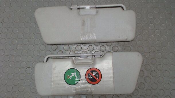 Foto: SONNENBLENDEN eines Fiat Seicento 1.1 CD